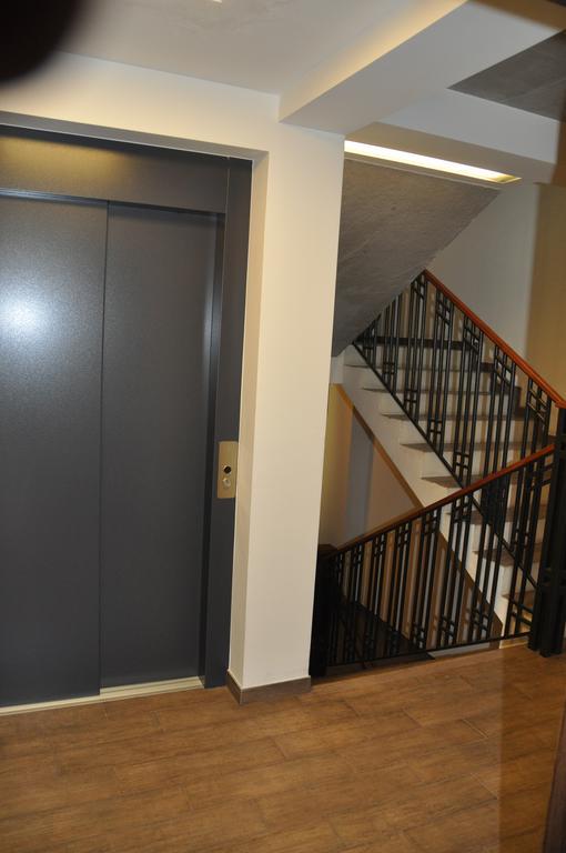 Apartamenty Przy Starowce Zielona Gora  Bagian luar foto