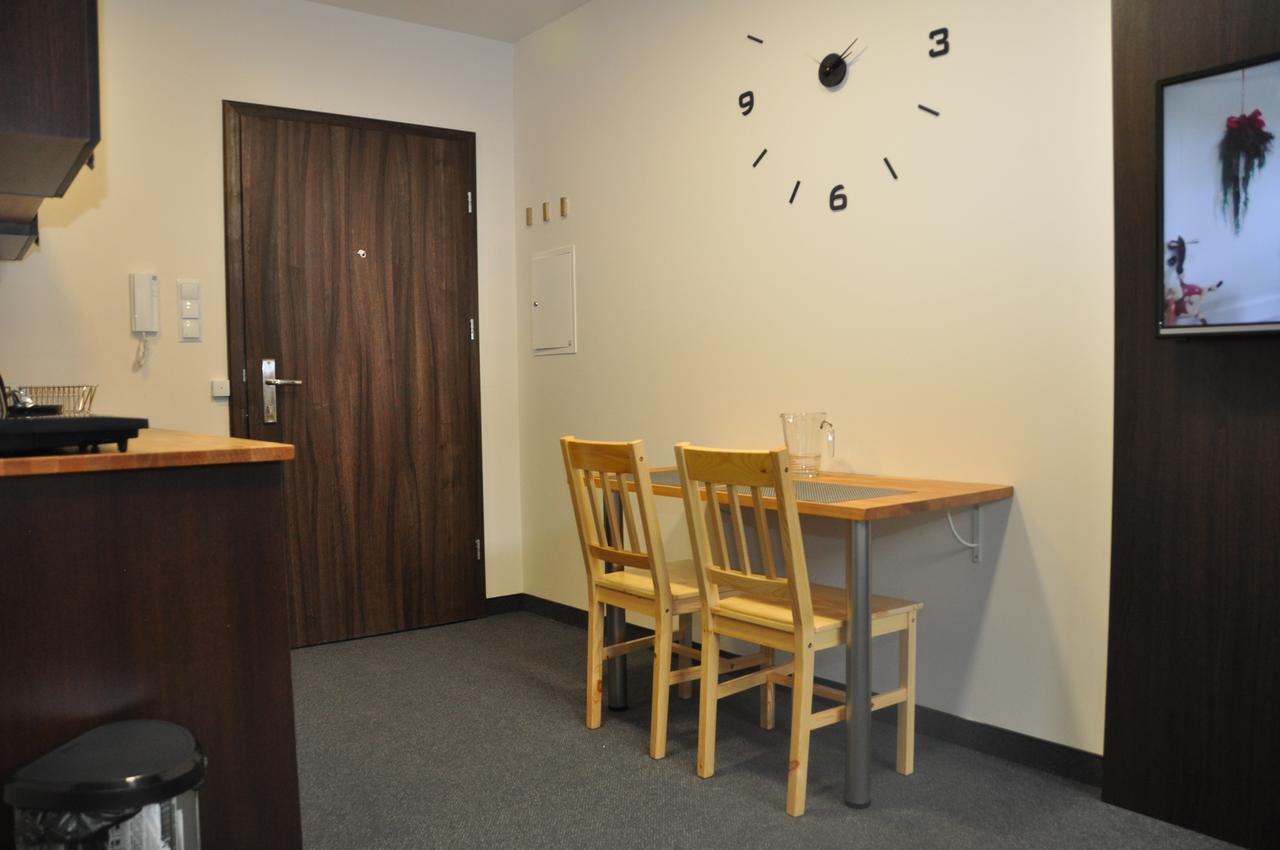 Apartamenty Przy Starowce Zielona Gora  Bagian luar foto